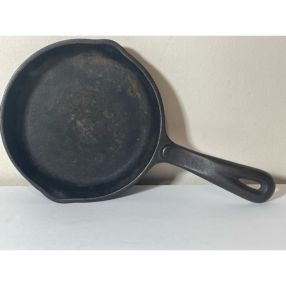 Wagner 1891 Original Cast Iron Cookware 6 1/2" Skillet Made in USA - USED